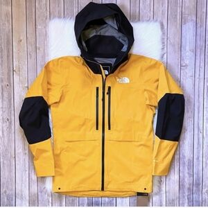 The North Face Men's Vibrant Yellow and Black